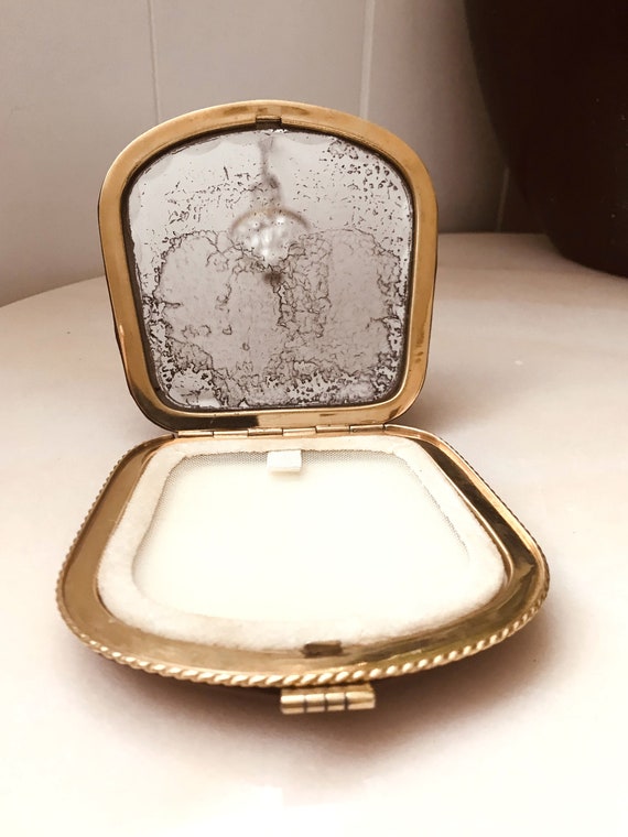 Vintage compact powder box in Brown Leather and b… - image 4