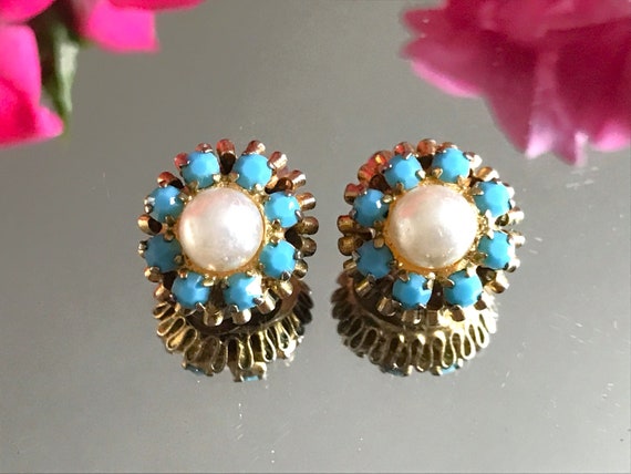 Vintage Art Deco Clip Earrings in Turquoise paste… - image 1