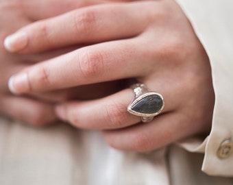 Silver Labradorite Ring, Statement Ring