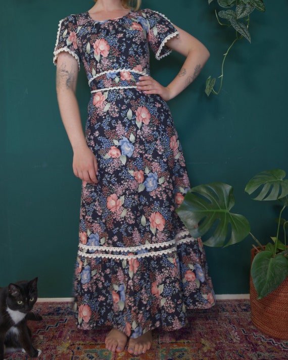 Vintage Prairie Dress / Bohemian Maxi Dress