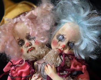 Bambola artistica in argilla polimerica OOAK, bellissima e arrugginita, clown del circo Bezaar.