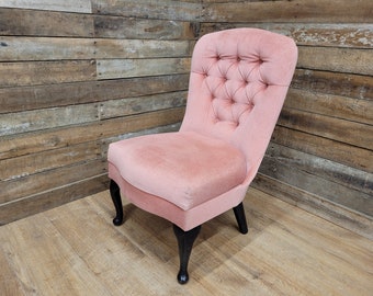 Vintage Regency Style Button Backed Bedroom Vanity Chair Bedroom Chair In Pink