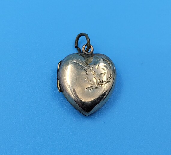 1 gram gold heart locket deals