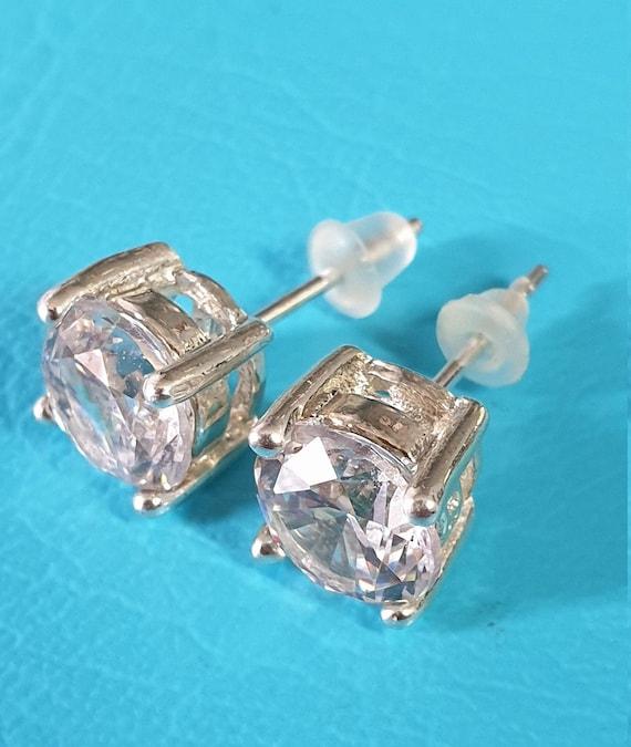 Small Double Pear Diamond Stud Earrings | BE LOVED Jewelry