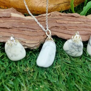 Howlite Crystal Necklace