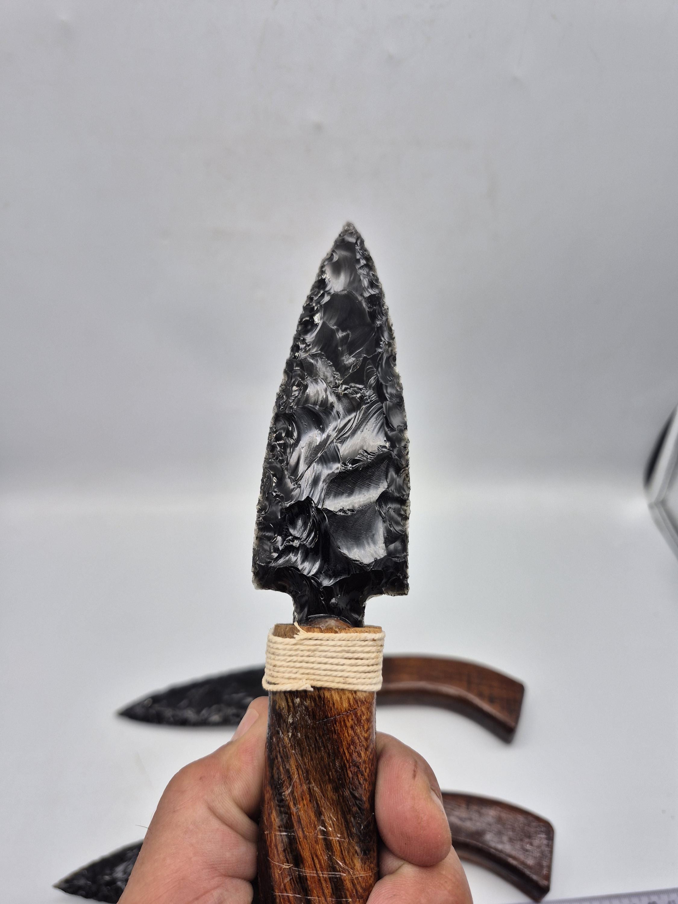 天然黒曜石ナイフ - 木製ハンドル付きクリスタル装飾ナイフ - Etsy 日本