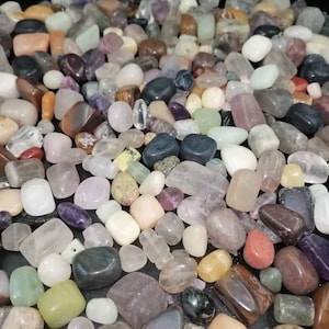 MixedColour Crystal stones pierced (with hole)-Healing Gemstone-New Age Polished Semi-Precious Rocks for DIY Jewelry Making Bulk