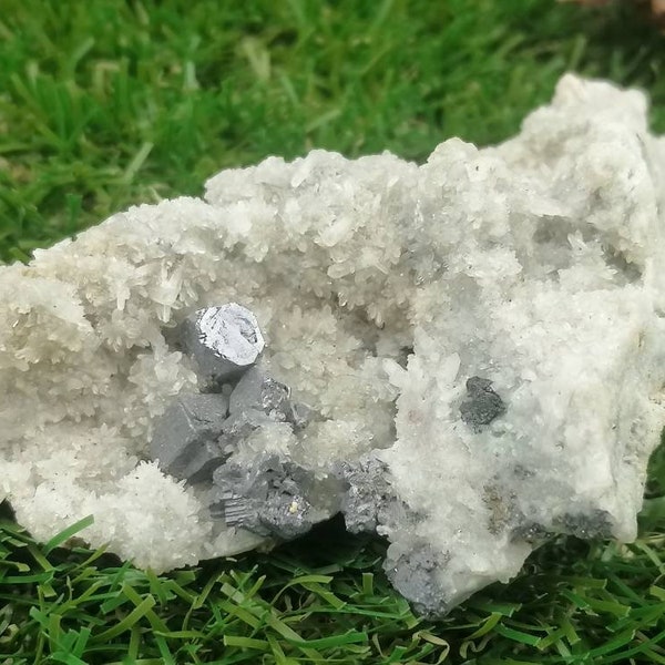 Special Natural Compination of Cluster Quartz Crystal with Calcite Galenite Pyrite Cube Collection Piece