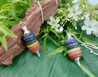 Péndulo de chakra de cristal: herramienta de adivinación radiestesista