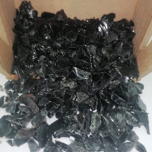 Black Obsidian Crystal Chips, Tumbled Healing Gemstone, New Age Rough Semi-Precious Rocks
