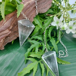 Quartz Pendulum, Crystal Pendulum, Dowsing Pendulum, Divination Crystal