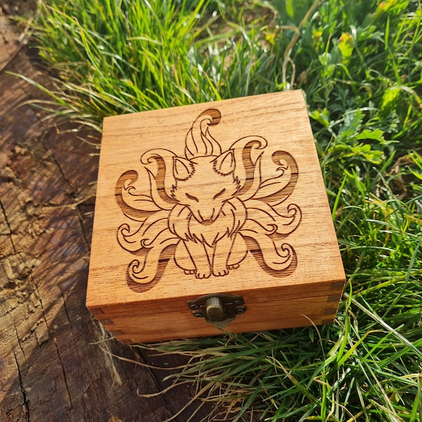 Kitusne Box, Fox Box, storage box, wooden box , RPG, Dice Box, Keepsake Box, Memory Box, Wooden Box, Home Decor