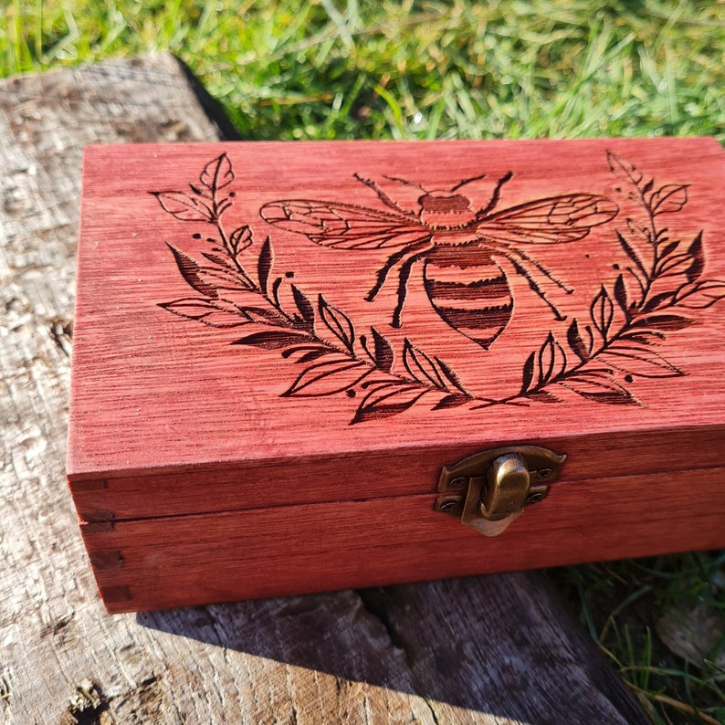 Bee Wreath Wooden Box, RPG, Dice Box, Keepsake Box, Moon Phases, Memory Box, Wooden Box, Home Decor image 2