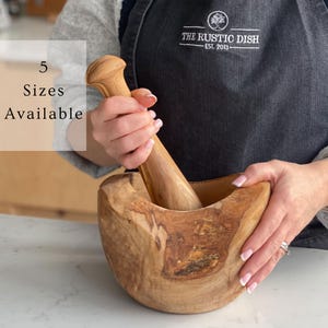 Traditional Rustic Mediterranean Olive Wood Pestle and Mortar | Herb & Garlic Crusher | Spice Grinder and Natural Kitchen Accessory