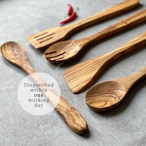 Traditional Olive Wood 5 Piece Kitchen Utensil Set | Wooden Cooking Utensils, Sustainable Wooden Kitchenware | Baking & Kitchen Gift