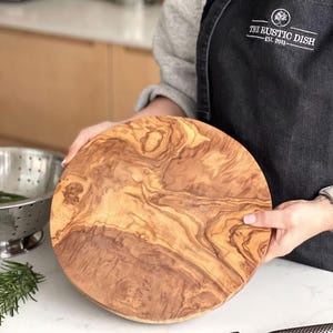 Traditional Olive Wood Round Serving Platter | Charcuterie | Pizza, Cheese & Charcuterie Board, Circular Shaped Cutting Board - 3 Sizes