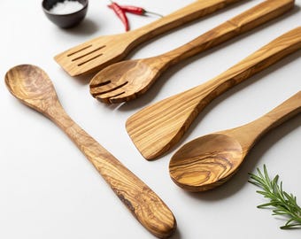 Traditional Olive Wood 5 Piece Kitchen Utensil Set | Wooden Cooking Utensils, Sustainable Wooden Kitchenware | Baking & Kitchen Gift
