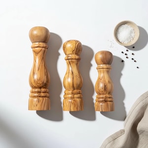 Traditional Handcrafted Olive Wood Pepper or Salt Mill and Grinder - Available in 3 Sizes