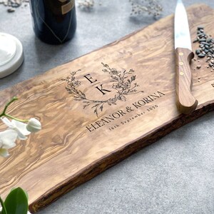Personalized Custom Cutting Board | Unique Personalised Wedding, Anniversary and New Home Gift | Cheeseboard, Charcuterie, Serving Platter