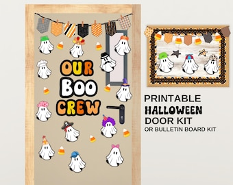 Könnte beinhalten: Druckbarer Halloween-Tür- oder Pinnwand-Set mit Geistern, die verschiedene Hüte tragen, und den Worten "Our Boo Crew".