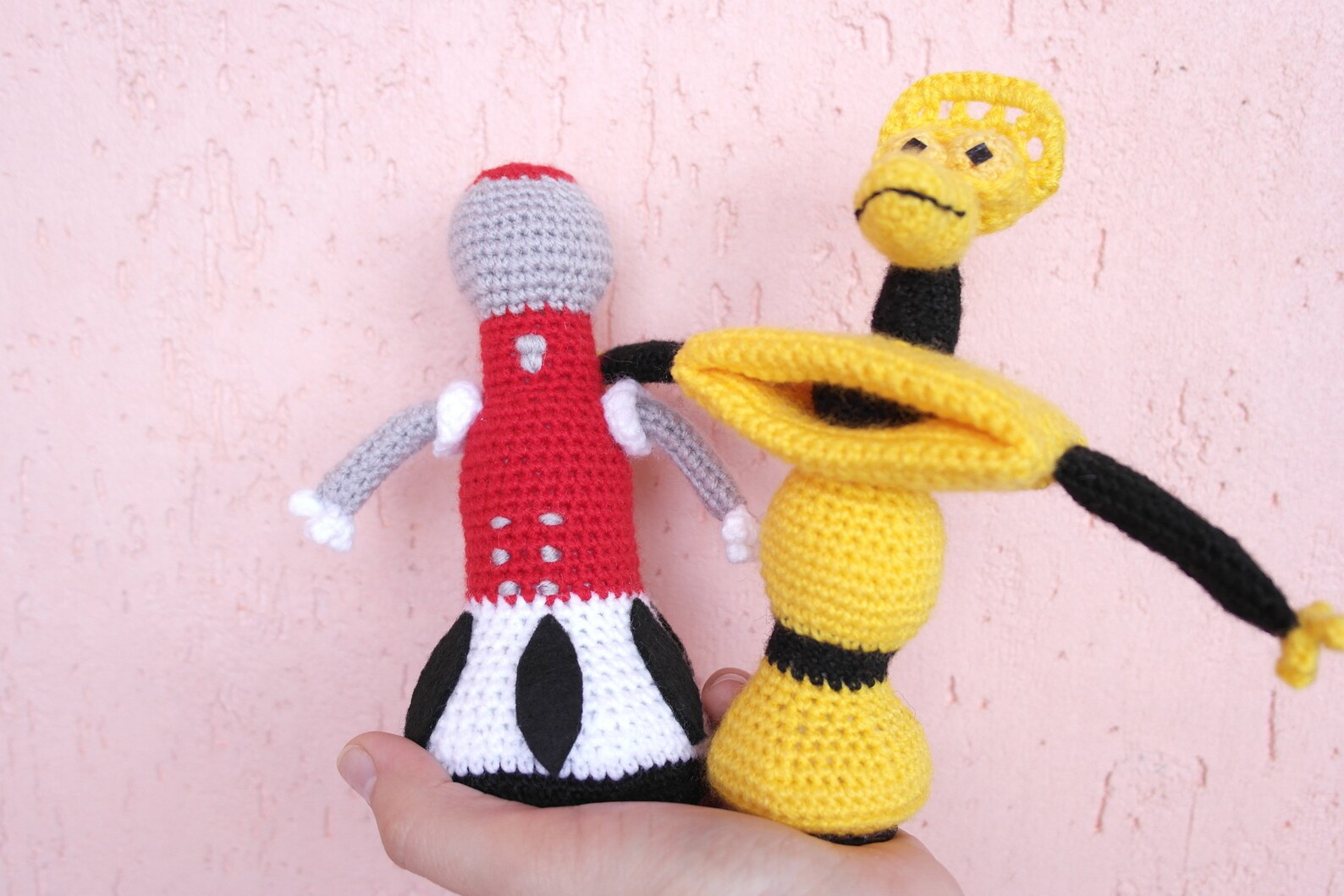 Tom Servo and Crow T. Robot from Mystery Science Theater 3000 Etsy