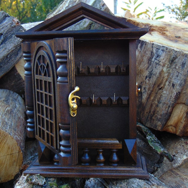 Porte-clés Armoire à clés en bois Porte-clés fait à la main Locker Key house Boîte en bois pour clés Gardien de clés Mur suspendu porte-clés Boîte de rangement de clés