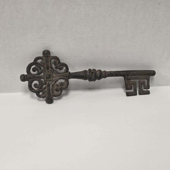 Large Cast Iron Gothic Castle Key – 12 Inch Medieval Style Decorative Key