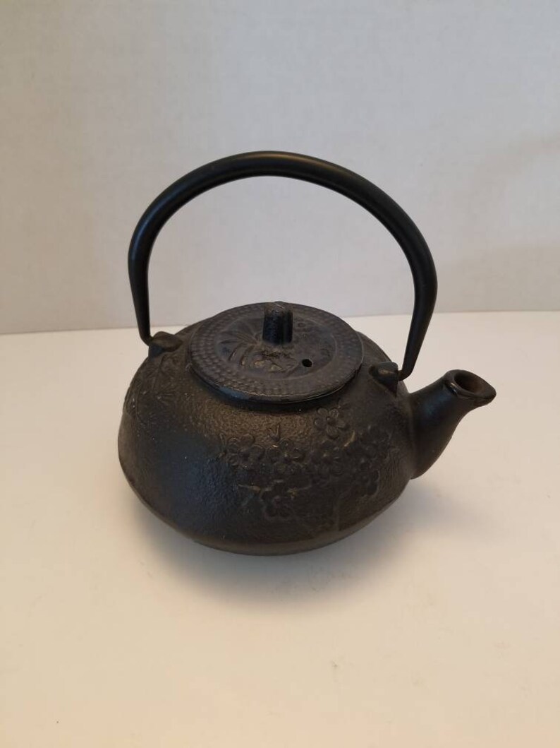 Japanese Teapot Bamboo Motif Cast Iron Etsy