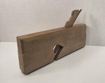 Antique Mathieson & Son 3/8" V-Groove Moulding Plane – Glasgow, Scotland – Exceptional Condition