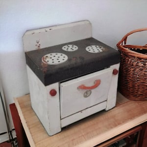 Danby Childs Oven Toy Electrical Cooking Range 1950&#39;s