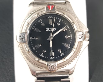 Men's Guess Watch – 37mm Case, Stainless Steel Quartz Precision Timekeeping