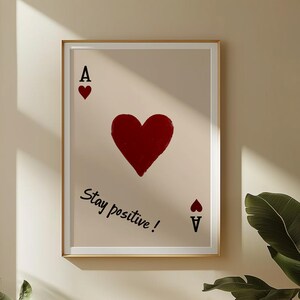 Stay Positive Herzass-Druck, minimalistische motivierende Wandkunst, positives Zitat, moderne Typografie, Kartendekor
