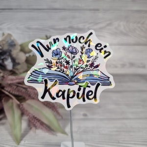 90047 Nur noch ein Kapitel Aufkleber 70x64mm für Laptop, Scrapbook usw. (Kawaii, Cute, Sationary)