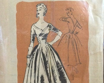 1950s Prominent Designer Pattern A879 Peg Endersby Dress