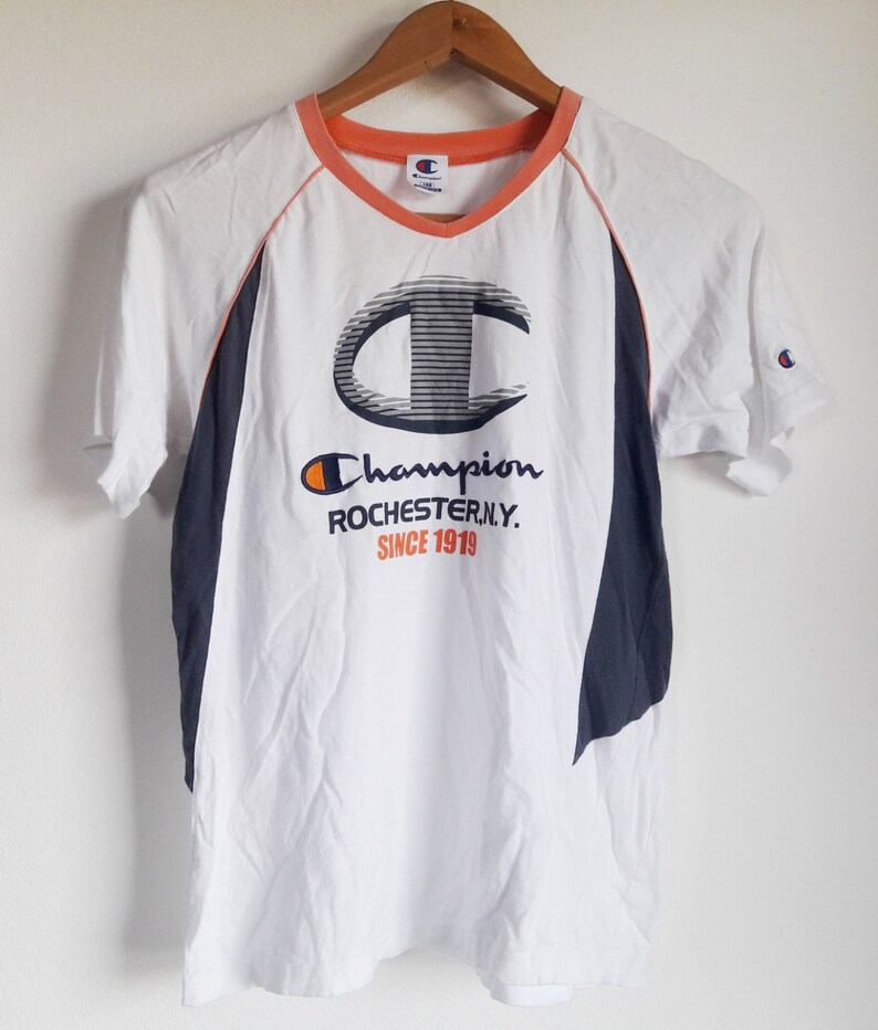 champion t shirt small