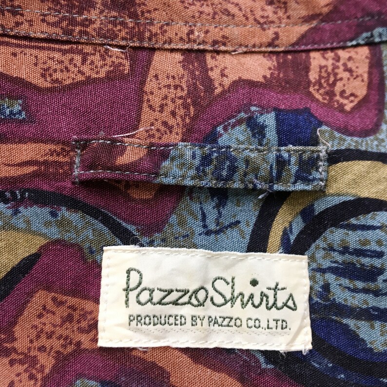 Vintage 90s Abstrack Artwork Royalty Classic Novelty Baroque Psychedelic Luxury Buttondown Rayon Shirt Size XL