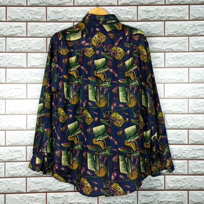 Vintage 90s Silk Baroque Floral Abstrack Royalty Baroque Classic Gold Chain Luxury Buttondown Silk Shirt Size M