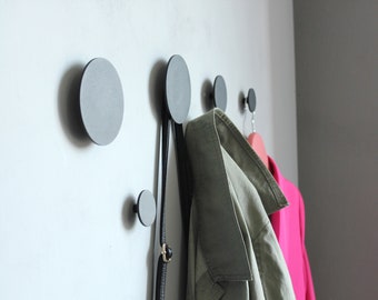 Round Metal Wall Hooks – Minimalist Black Wall Hooks for Coats, Towels, Bags or Keys, Modern Industrial Wall Hangers