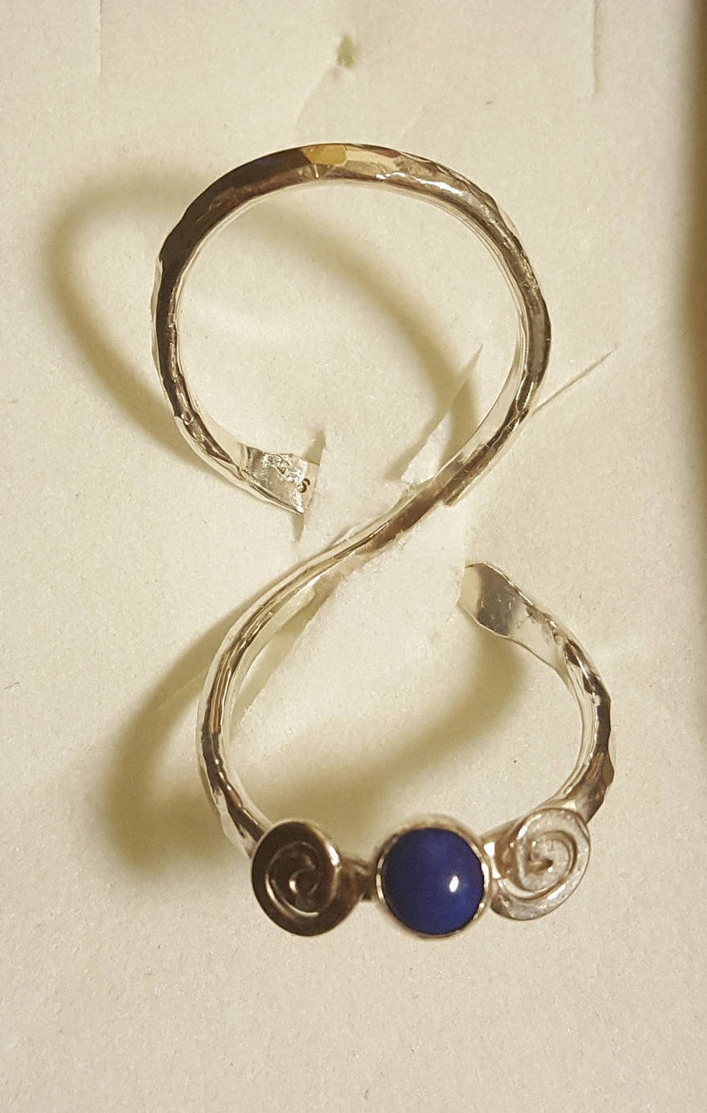 Swan neck silver hammered ring splint with Lazuli lapis gemstone image 2