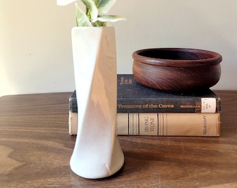 speckled ceramic vase