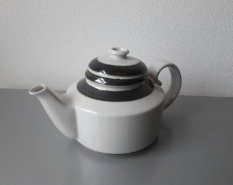 Arabia Teapot Karelia made in Finland '70