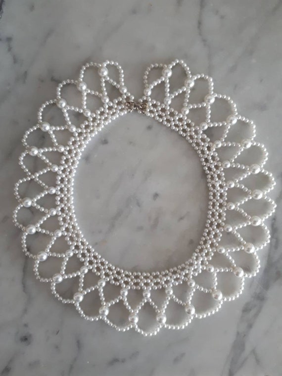 Roaring Twenties Style Pearl Necklace - image 1