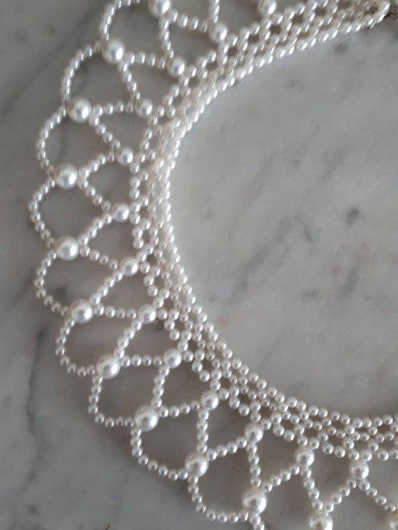 Roaring Twenties Style Pearl Necklace - image 8