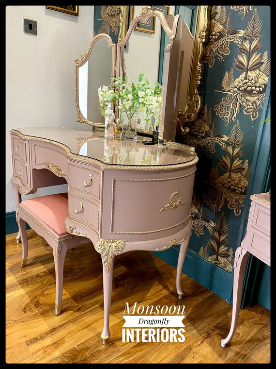 Vintage French Louis Style Olympus Antoinette Dressing Table