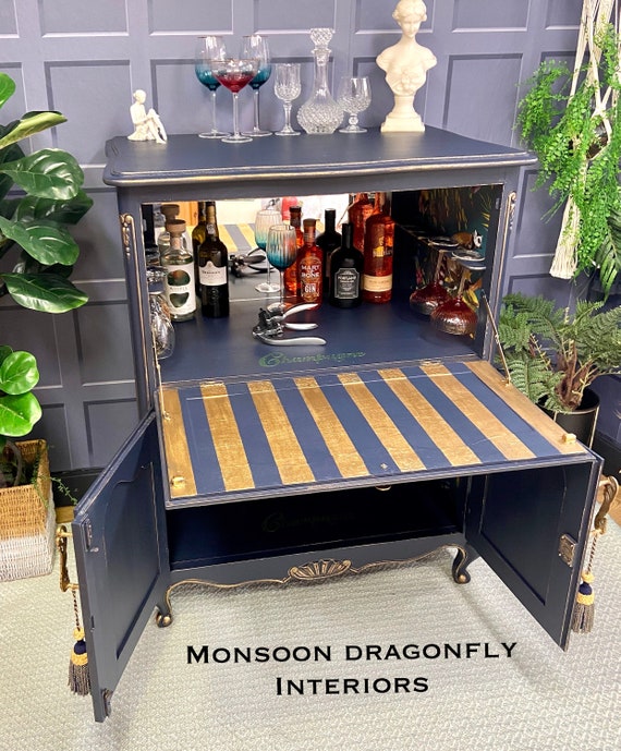 Drinks Cocktails Cabinet Bar Display Caninet in Navy Stunning
