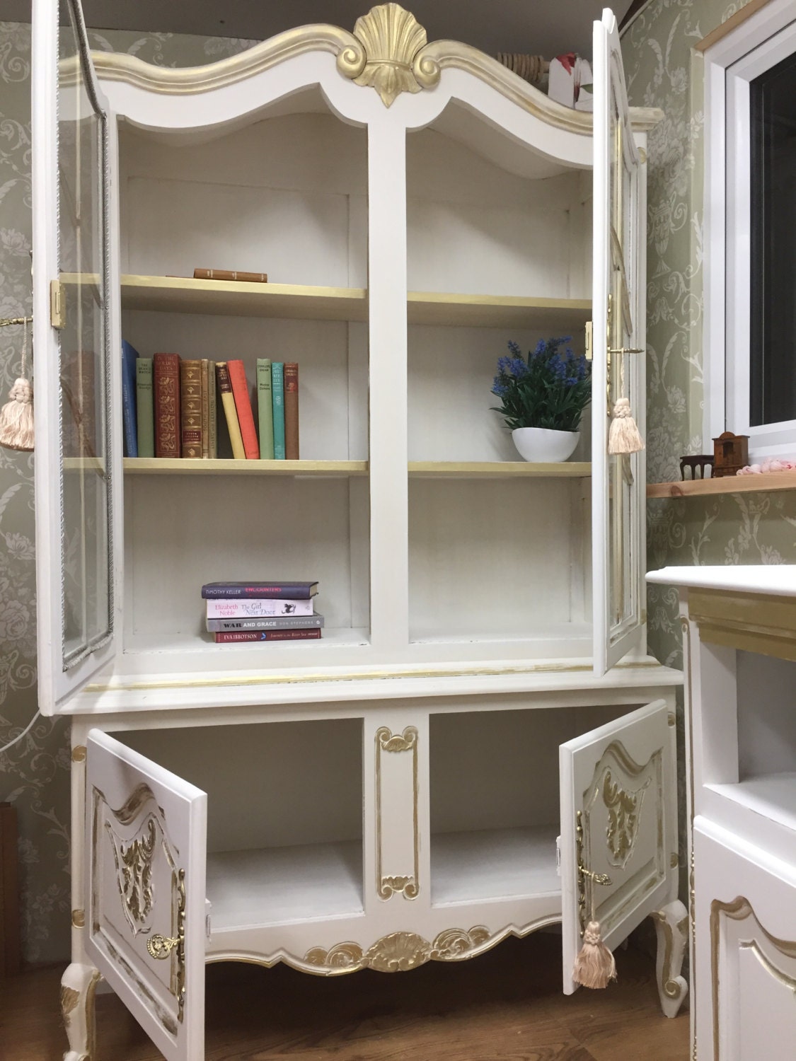 Sold Carved Vintage Louis Style French Shabby Chic Bookcase