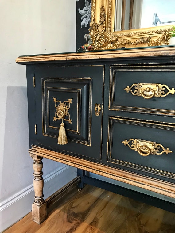 How to Apply Gold Leaf to Furniture and Fusion Mineral Paint™ 