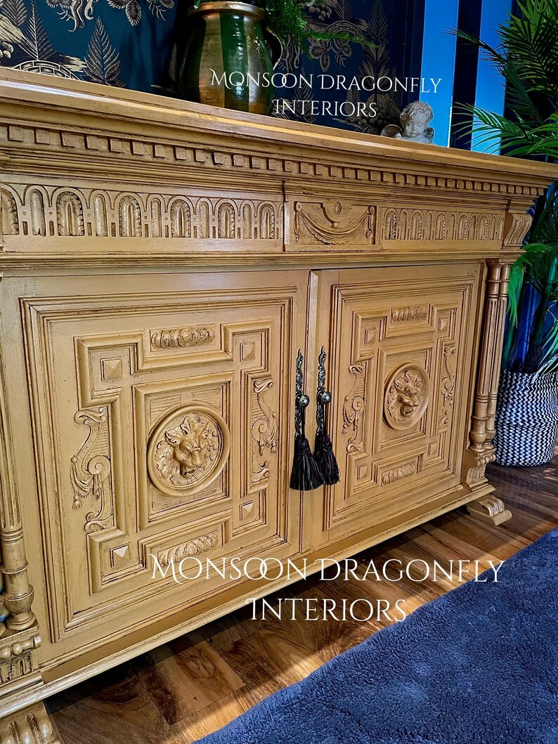 Antique Sideboard Buffet Drinks TV Unit Farmhouse Barn