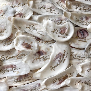 Oyster Shell Place Cards | Wedding Place Cards | Escort Cards | Coastal Wedding | Beach Wedding | Rehearsal Dinner | Table Decor | Favors