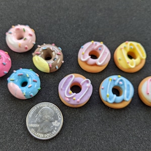 Kleine Donuts | Puppenhaus Miniaturen | Brettspielfiguren
